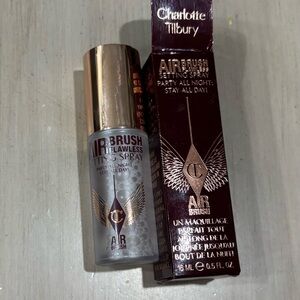 Charlotte Tilbury Airbrush Setting Spray in Rich Brown and Gold